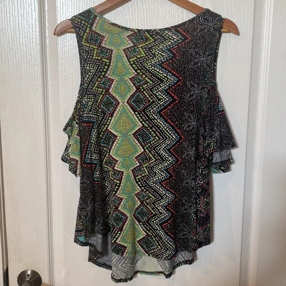 Signature studio size M Call shoulder short sleeve top - Picture 4 of 4